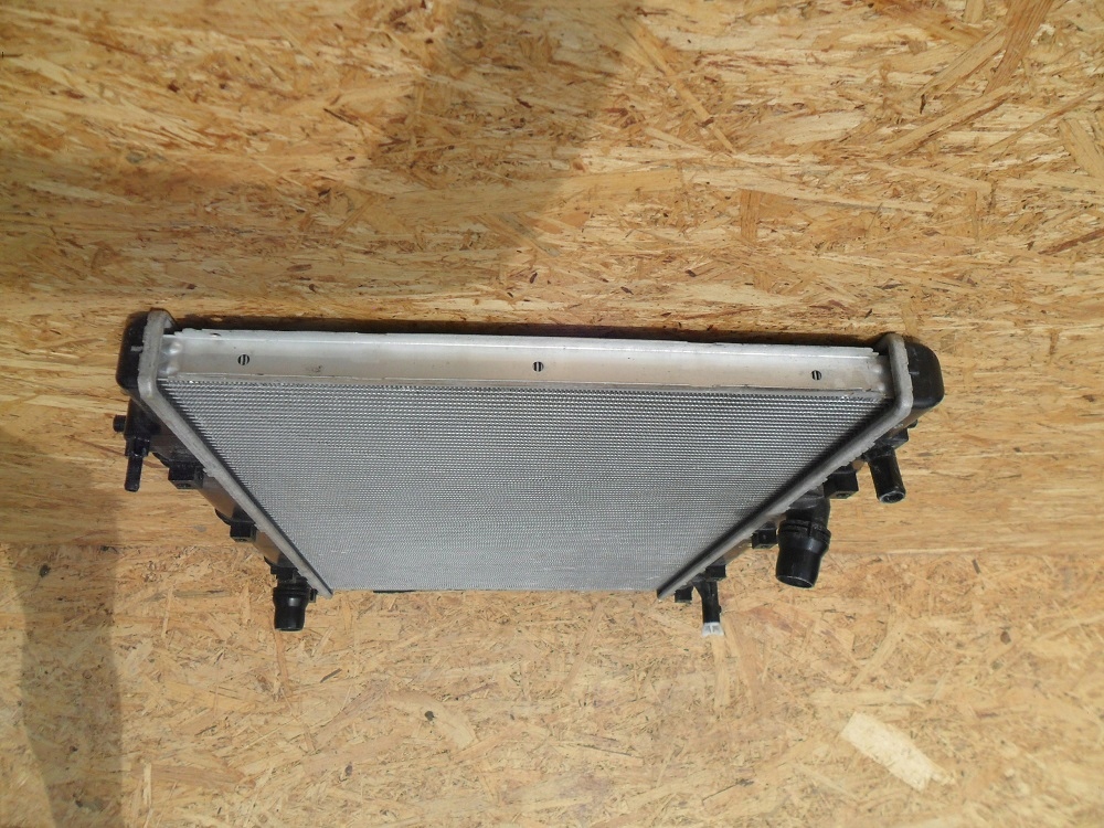 Honda crv rd 2005- радіатор води в Україні