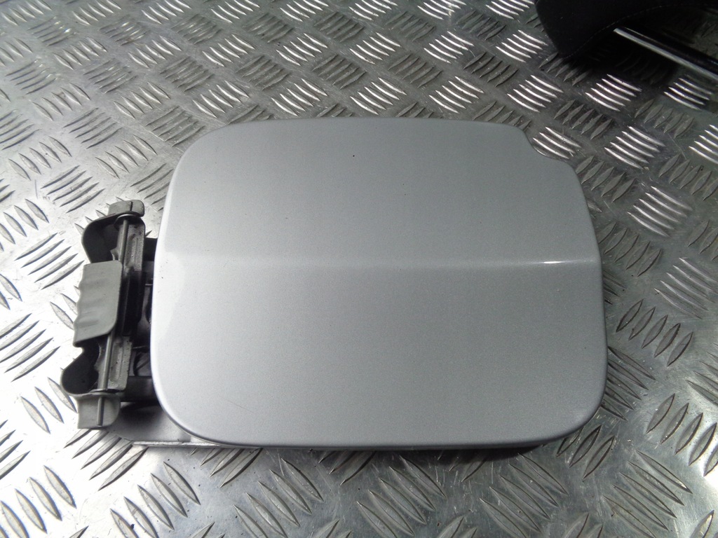 фото №1, Dacia duster i крышка заливной топлива