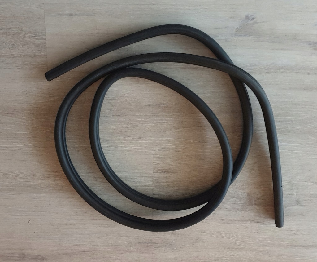 фото №1, Прокладка дверь задняя задняя jeep cherokee liberty kj