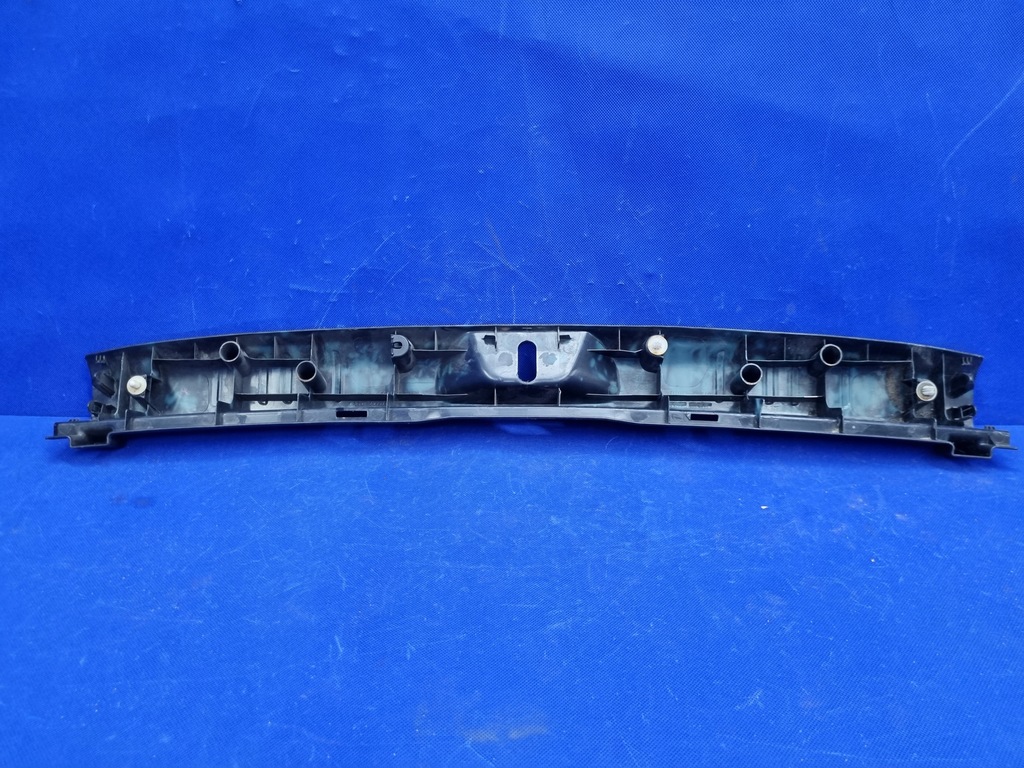 фото №7, Toyota prius plus защита задняя замка багажника 67935-47010