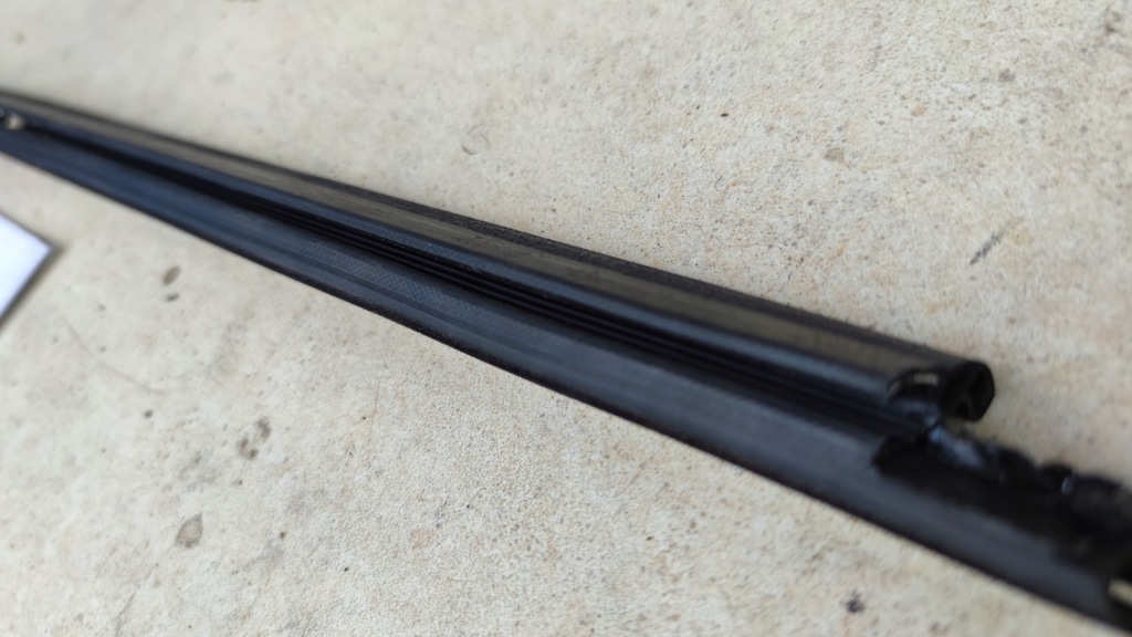 фото №6, Молдинг уплотнитель правая передняя audi a6 c5 wew