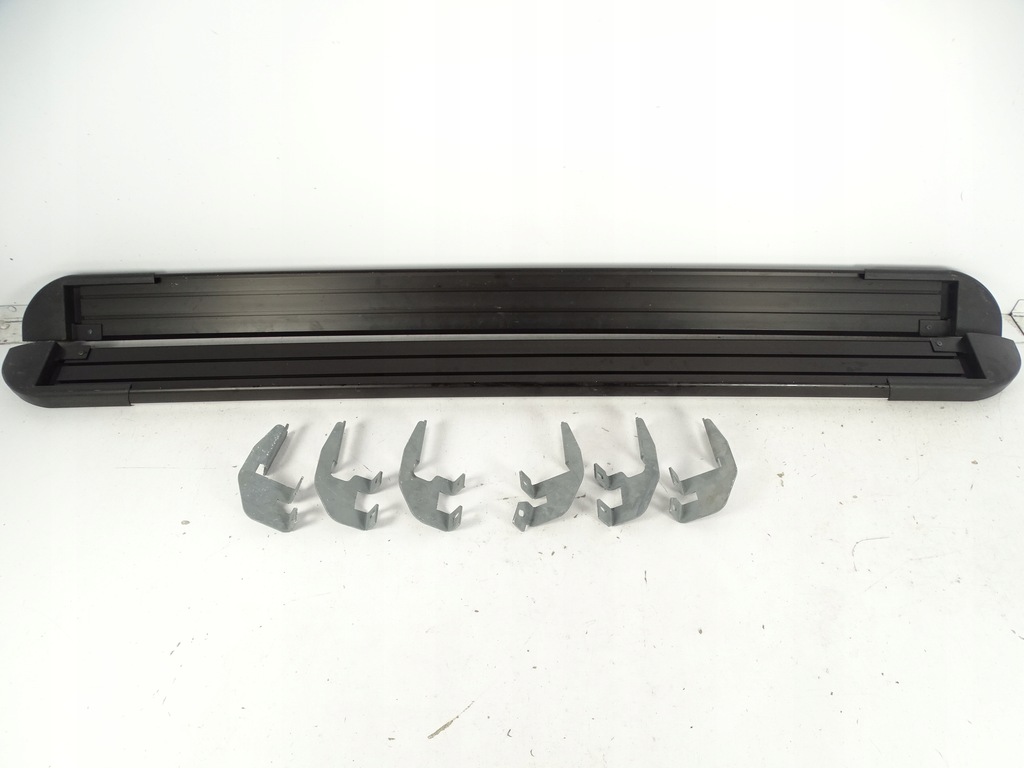 фото №7, Накладки пороговые hyundai tucson kpl. p+l + крепления