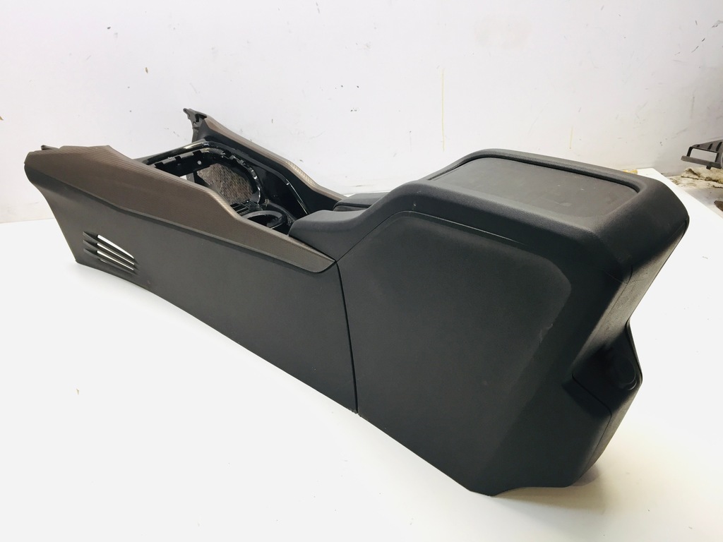 фото №1, Туннель средний peugeot 2008 #90