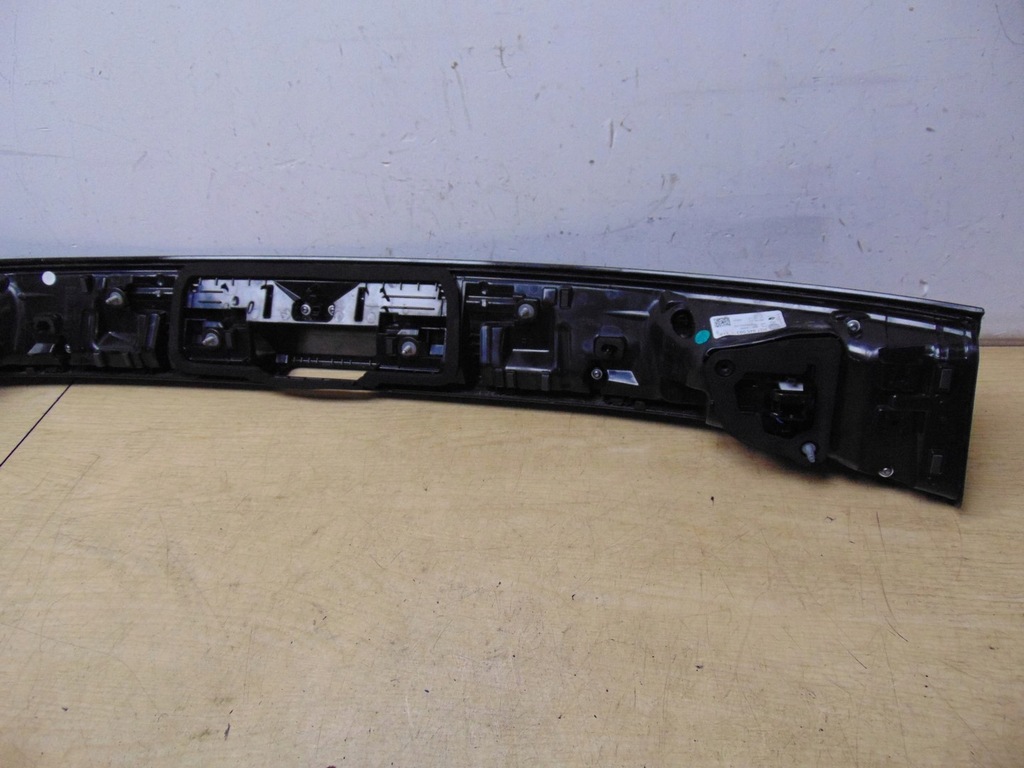 фото №14, Накладка крышки багажника лампы led vw taigo 2g7945093