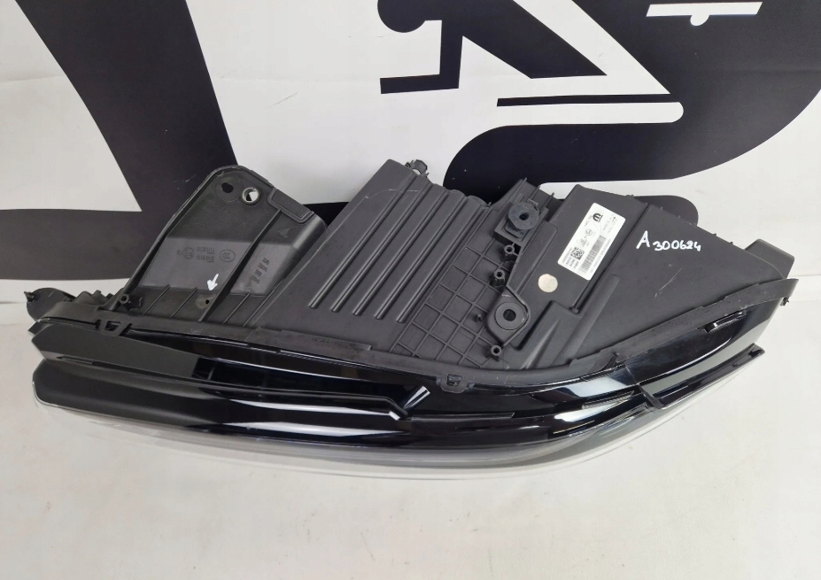 фото №4, Лампа фара левый full led alfa romeo tonale