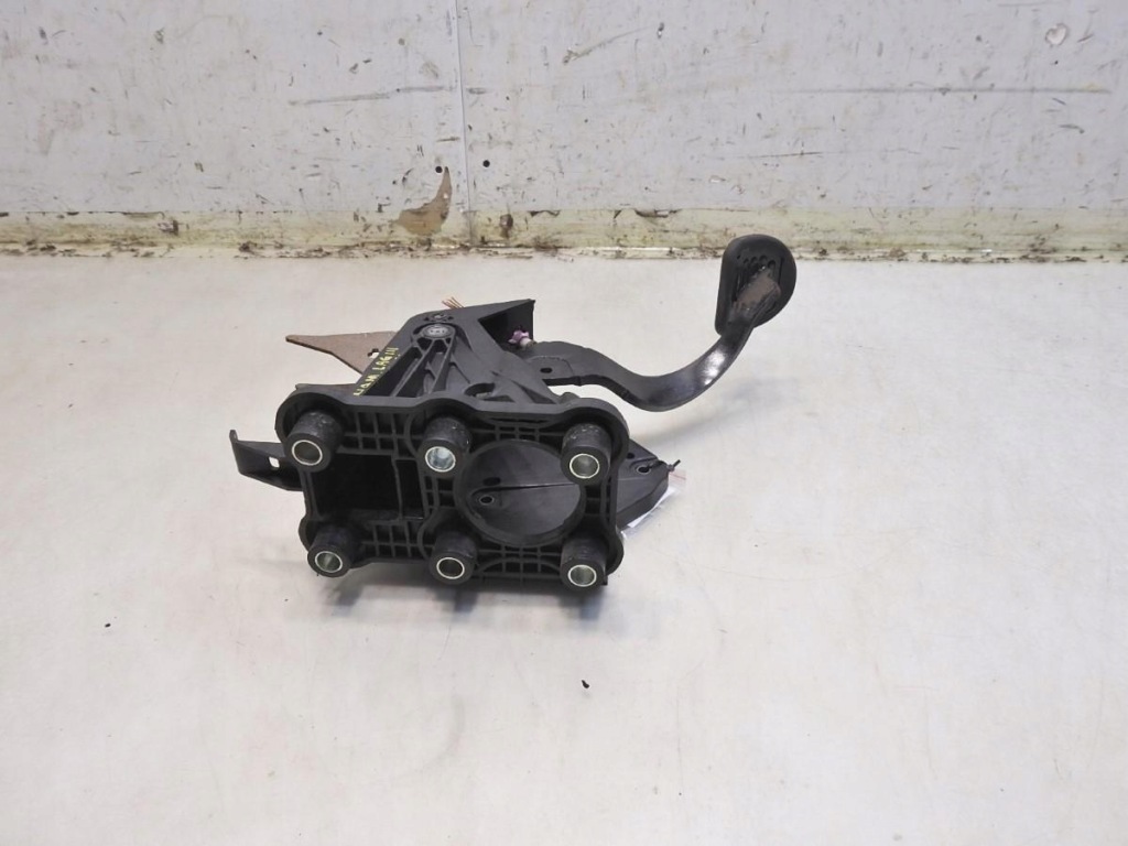 фото №3, Педаль гальма renault laguna iii 2.0 dci 09255110