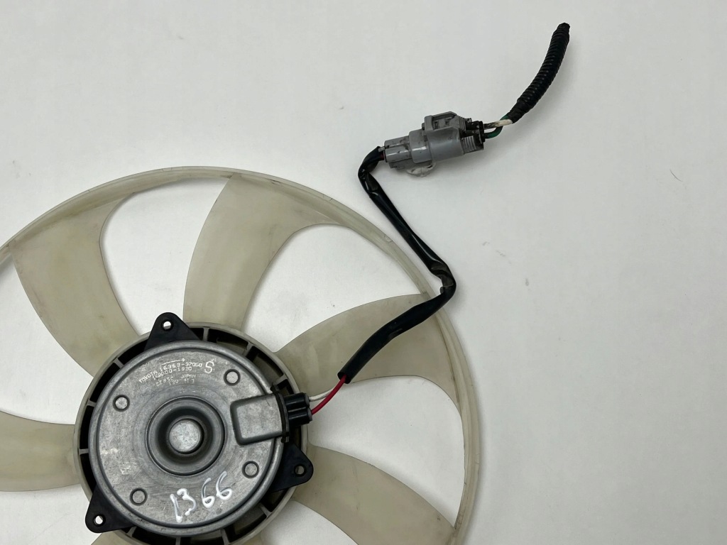 фото №7, 2016 toyota prius xw50 электрический вентилятор радиатора 1636337060
