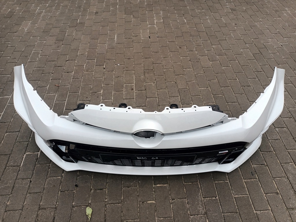 фото №8, Бампер передний toyota yaris iv gr перед