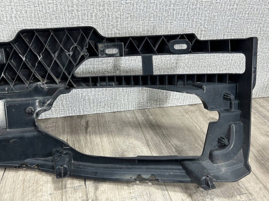 фото №13, Bmw 7 g11 g12 lci lift направляющая усилитель бампера задняя 7478348