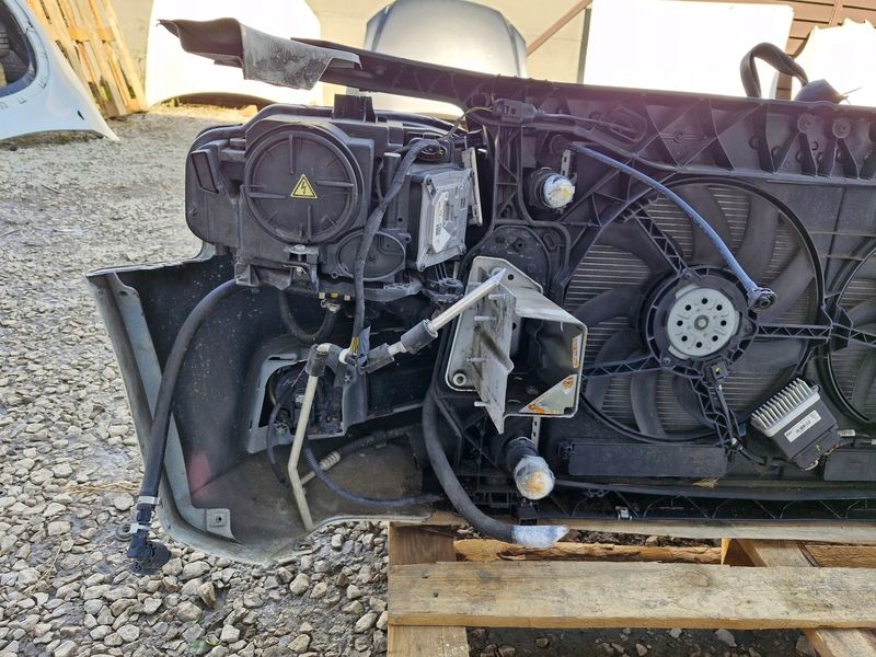 Audi a4 b8 перед комплектный  капот бампер крыло ремень радиатор вентилятор Киев