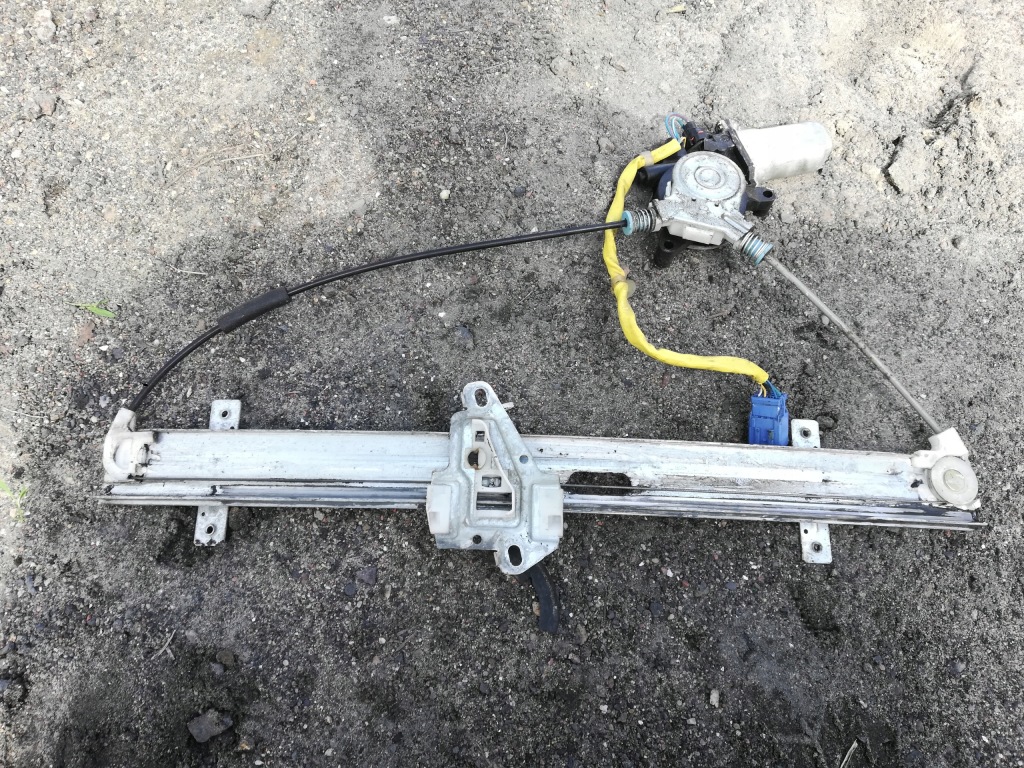 фото №1, Honda stream 00-02 przedlift підйомник скло lp