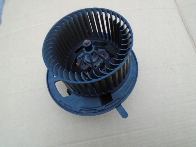 фото №1, Вентилятор воздуходувка обдув bmw e81 e82 e87 e88 eu