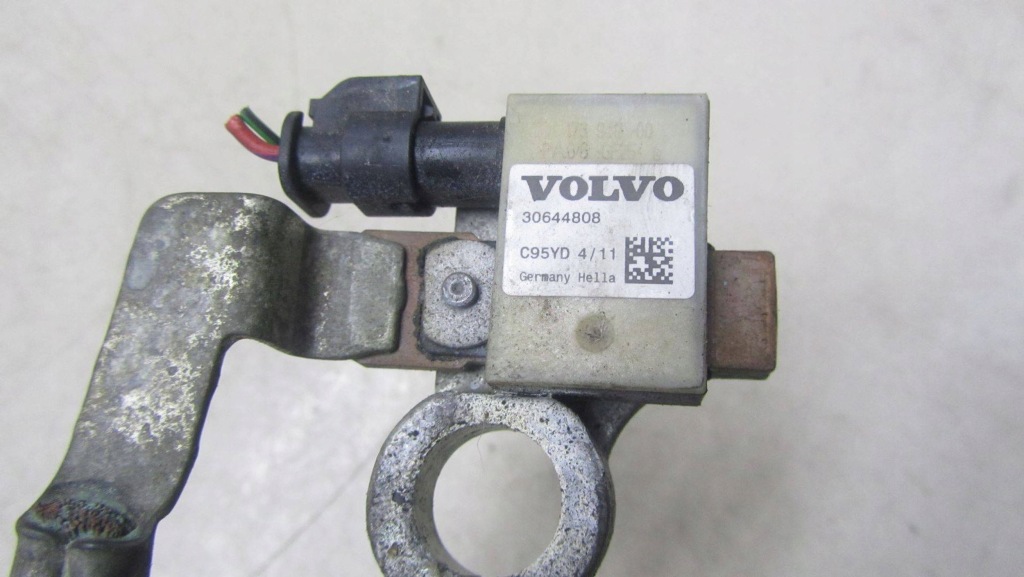 фото №3, Volvo xc60 клемма минусовая 30644808 08-