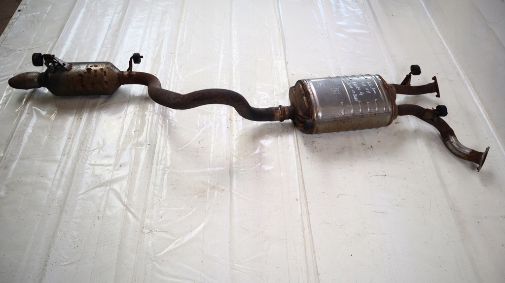 фото №1, Toyota land cruiser 200 4.5 v8 08-11 гаситель выхлоп труба 15102