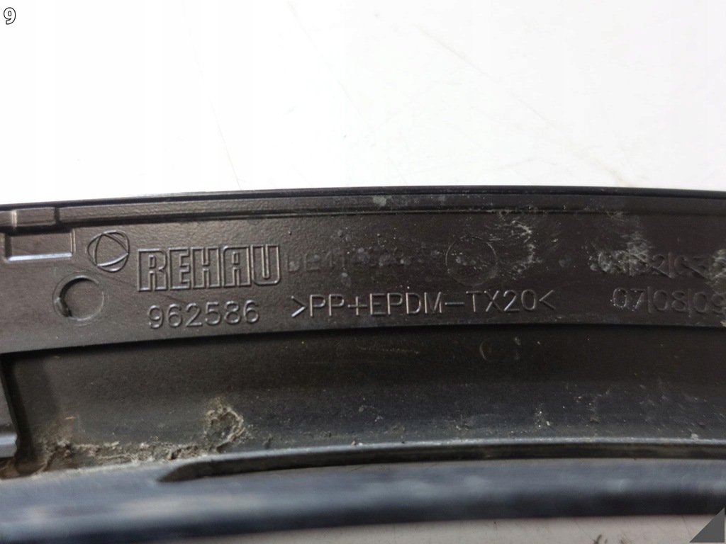 фото №10, Bmw x2 f39 m-pakiet msp 17-23 молдинг защита накладка крыла перед правая