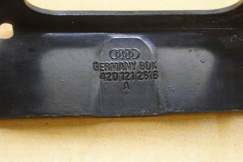 фото №3, Корзина кронштейн audi r8 420 420121261b