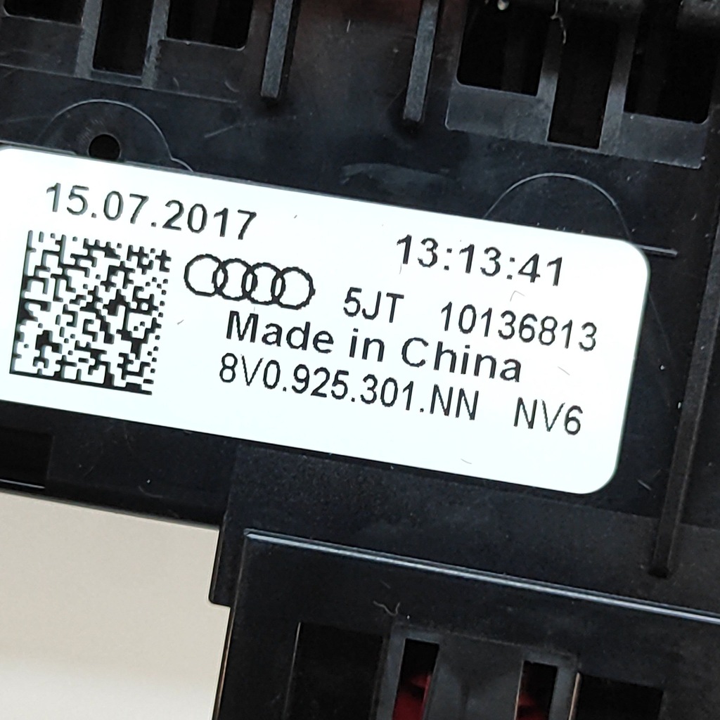 фото №6, Audi rs3 2018 набір перемикачів i кнопок