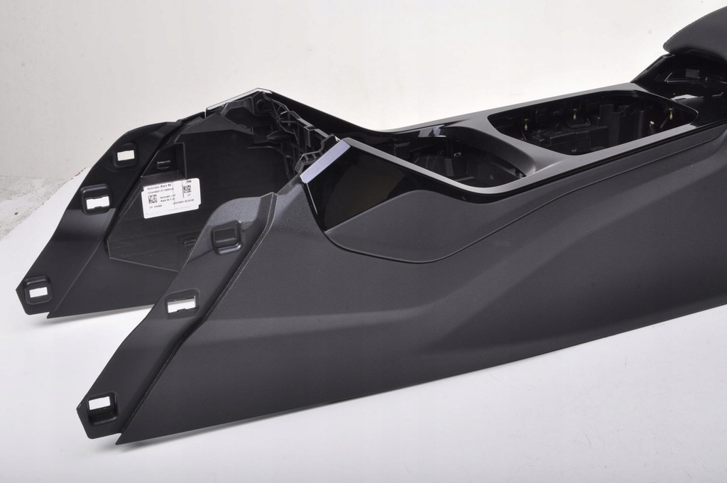 фото №6, Bmw f40 туннель средний подлокотник