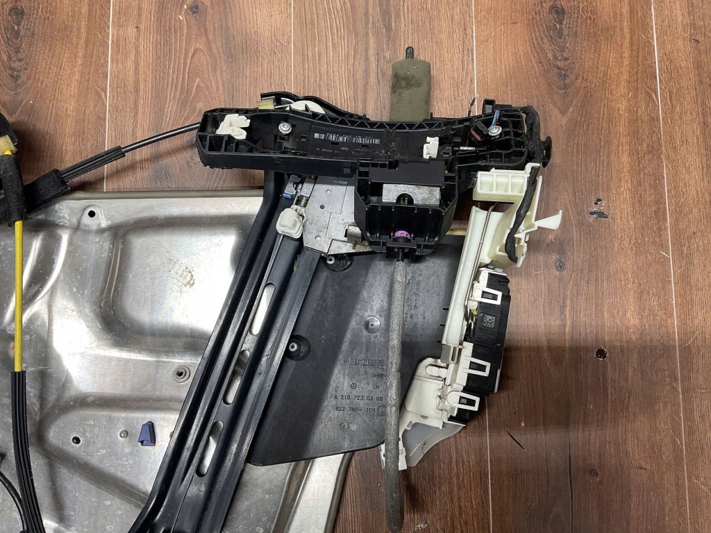 Подъемник стекло перед передний левый mercedes cls w218 lift 918234-102 Цена