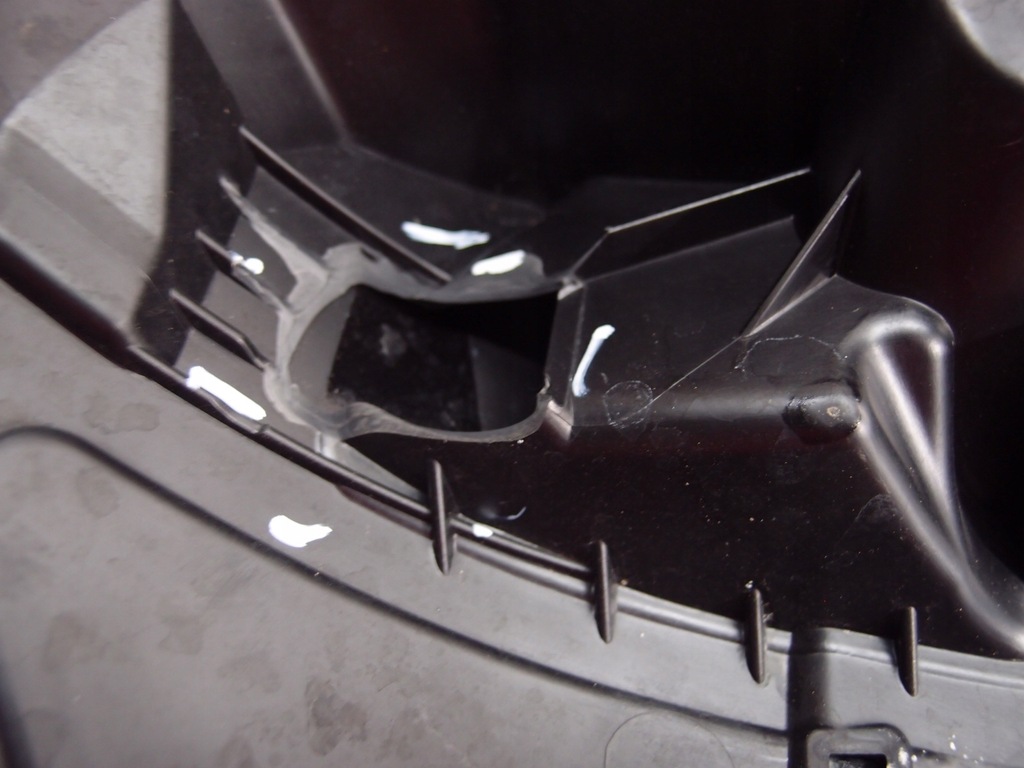 фото №15, Спойлер спойлер крышки задняя land rover evoque