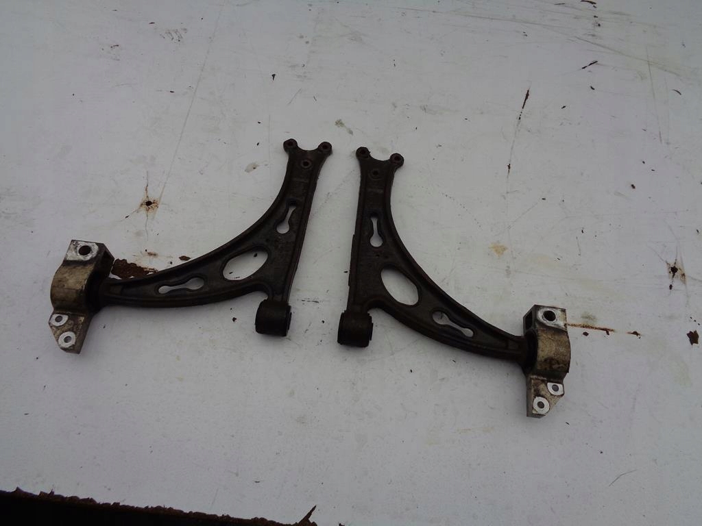 фото №1, Важіль правий перед skoda octavia 2 ii