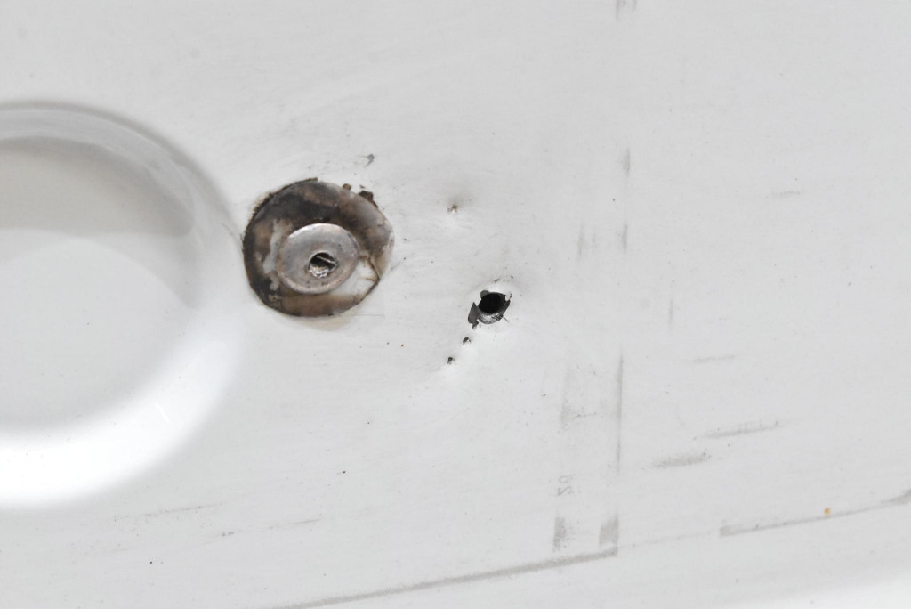 Дверь задние левая крыло белый dacia dokker 1 1 рестайлинг  17-21 с Разборки