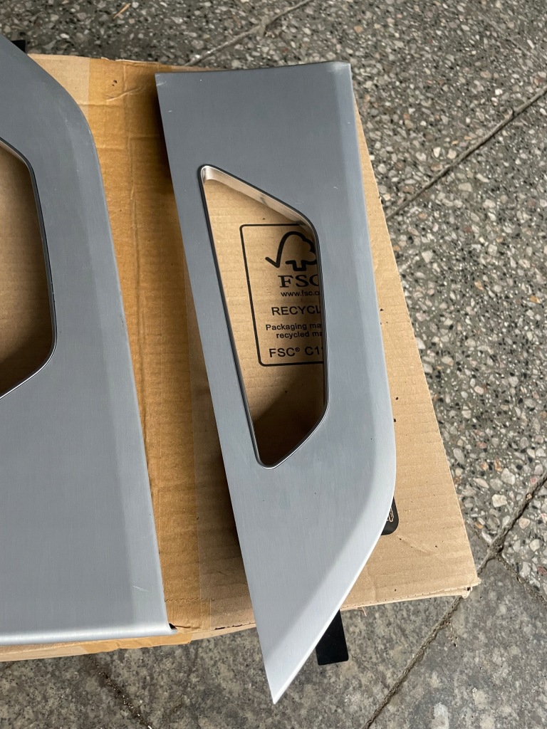 фото №5, Audi q8 4m8 молдинг dekor двері задня 4m8867449 4m8867450