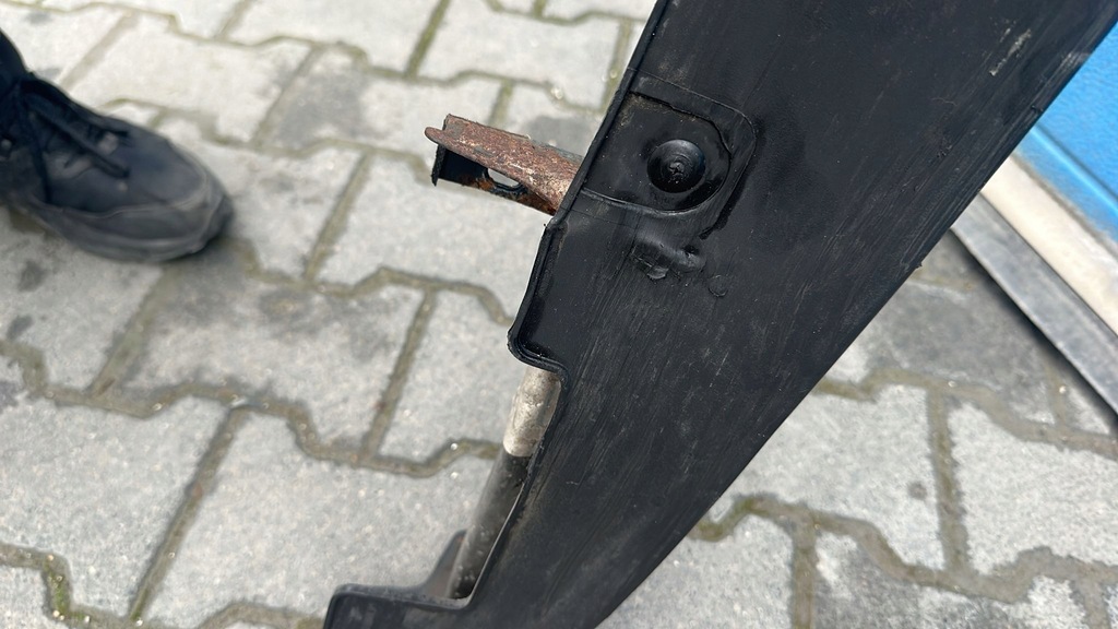 фото №3, Kia sorento 2016- накладка порог левая