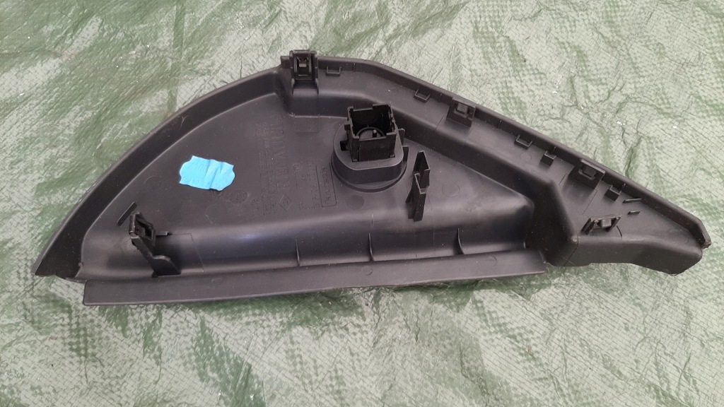 Заглушка захист  панелі консолі renault megane 2 2 8200179045 Доставка