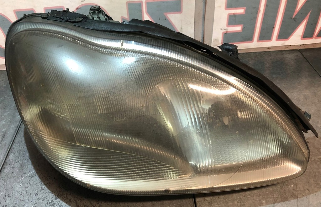 фото №1, Mercedes w220 лампа права перед eu ксенон