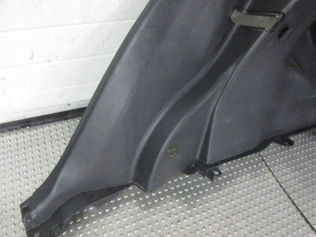 фото №8, Hyundai veloster i обшивка osłoba багажника задня