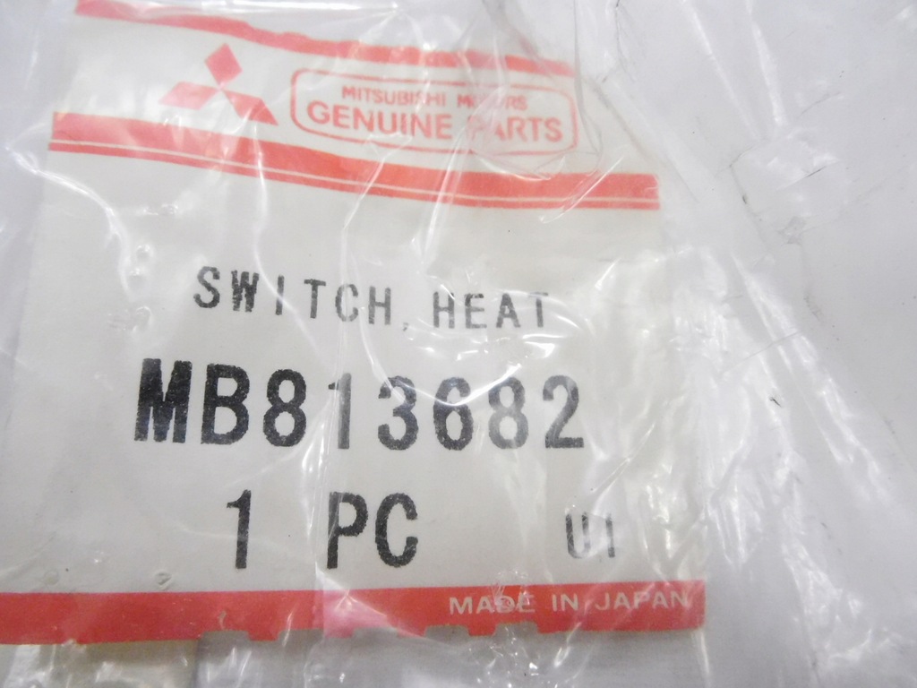 фото №9, Перемикач, керування обігрівач mitsubishi galant оригінальний номер mb813682