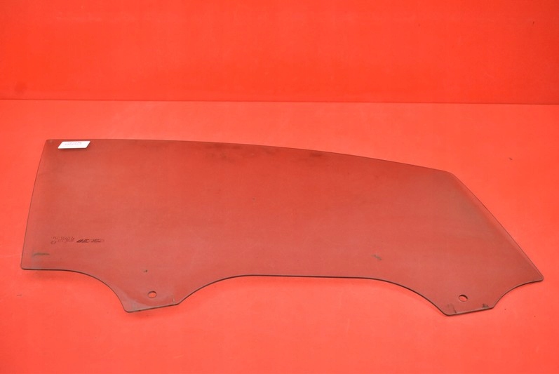 фото №1, Стекло боковая правая перед передняя ford b-max 08-17