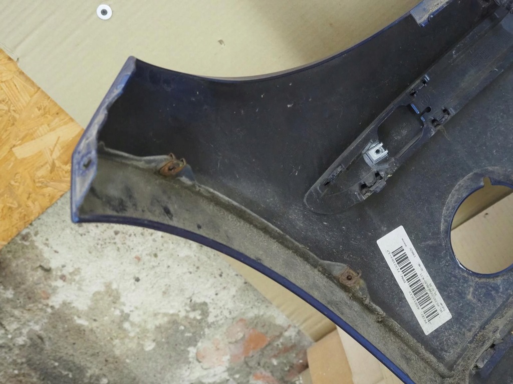 фото №15, Bmw 1 i e87 04-08 бампер перед ксенон sydney blau