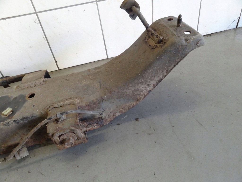 фото №5, Chevrolet nubira 2005 1.6 b kombi подрамник балка вспомогательная задняя 96550045