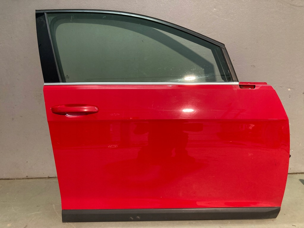 фото №1, Двері праве перед vw golf vii alltrack ly3d