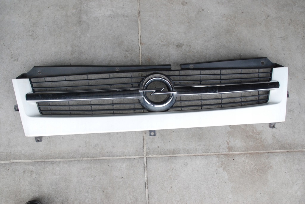 фото №2, Решётка радиатора opel movano ii 2006-2010 rok решётка радиатора