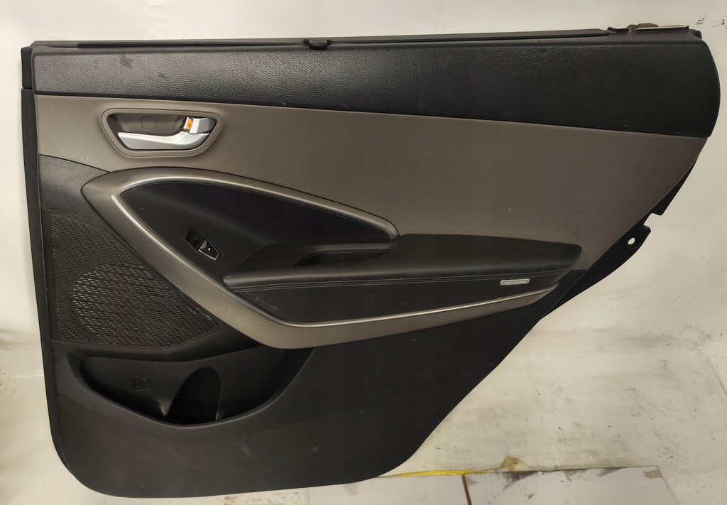 фото №1, Обшивка двері правий задня hyundai santa fe iii grand