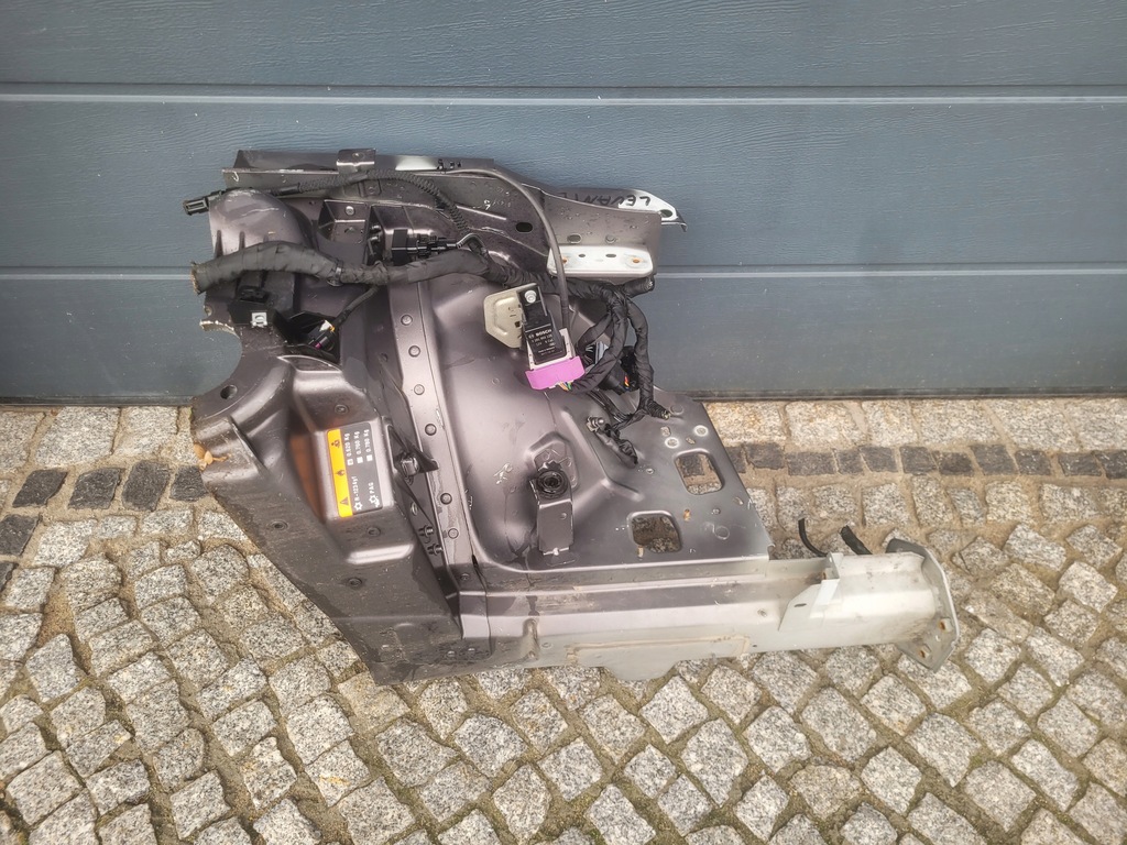 фото №1, Maserati levante лонжерон четверть левая