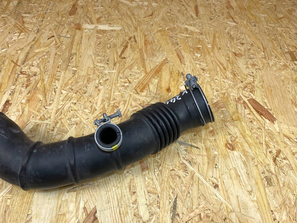 фото №6, Впуск повітрозабірник шланг труба повітря toyota yaris iv cross 17880-f3040 2020-