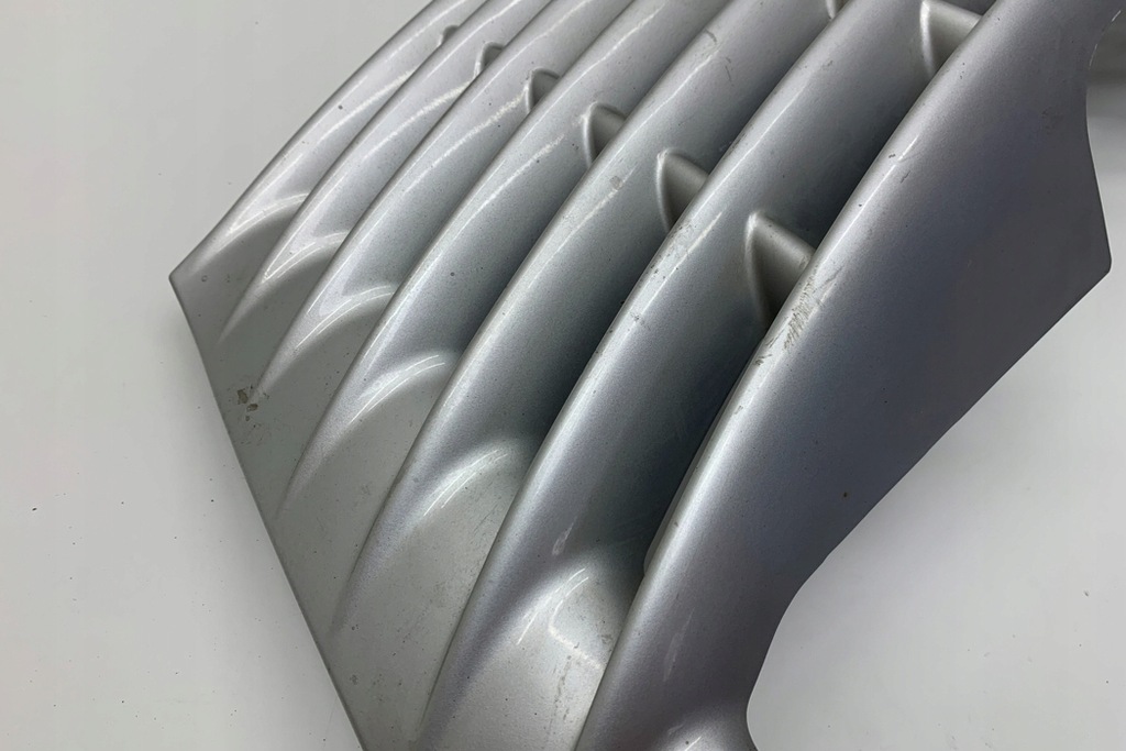 фото №10, Решётка радиатора chrysler pt cruiser pt_ 27734 2.0l бензиновый 100kw 2003