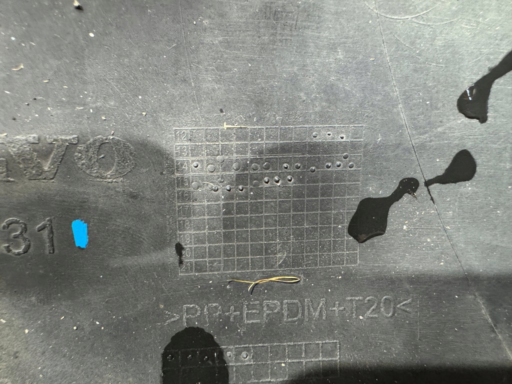 фото №12, Volvo v60 v-60 i i lift 13-17 бампер перед передний решётка радиатора