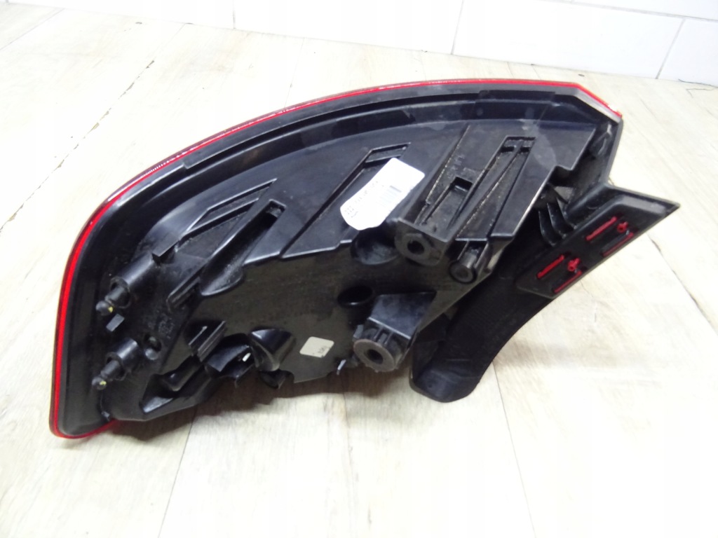 Фара задні ліва audi a3 8v4945095a 8v4 led Ціна