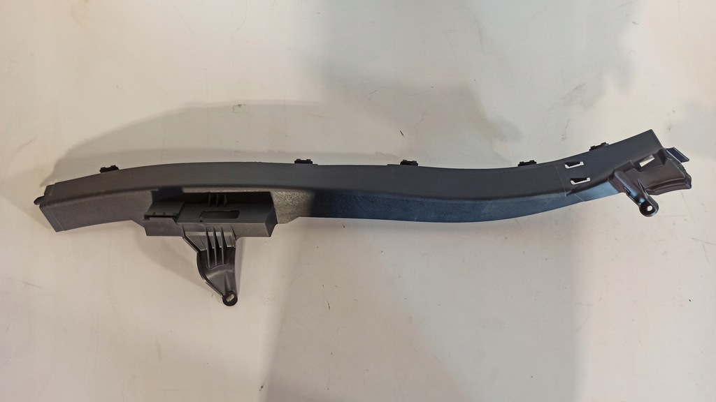 фото №1, Защита стойка задняя левый a2136901325 mercedes w213