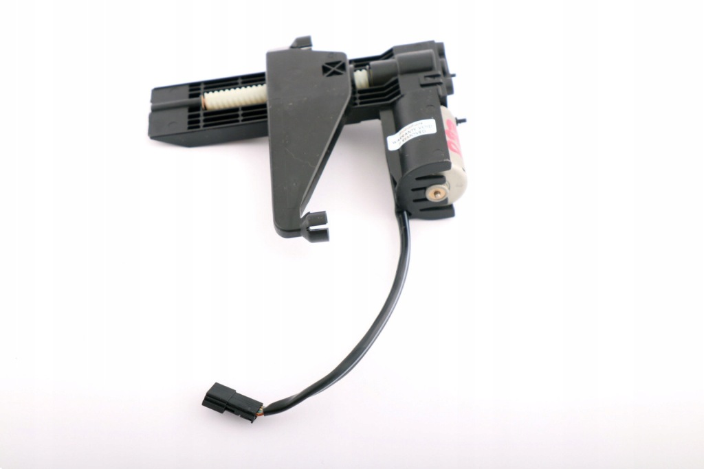 фото №10, Bmw e60 e61 моторчик регулювання підголівник пам'ять