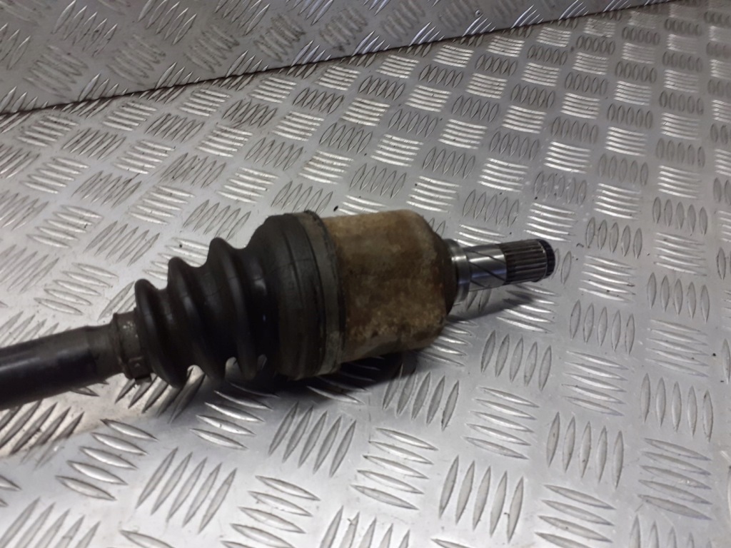 фото №3, Привідний вал права nissan primera p12 1.8