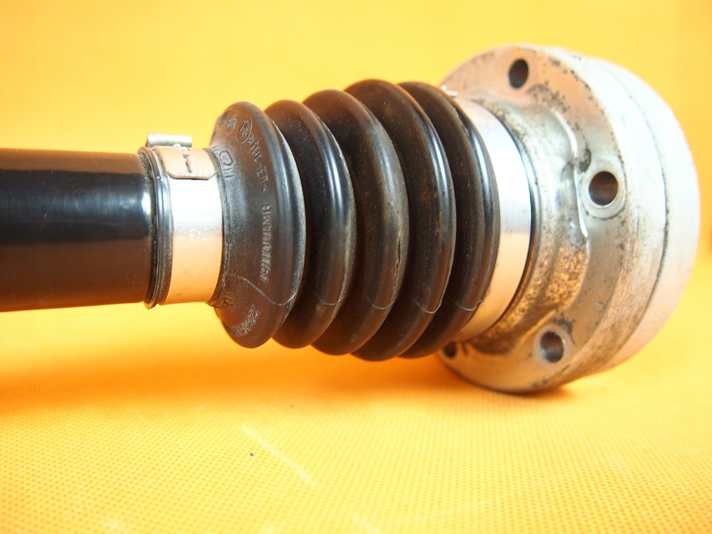 фото №9, Audi a5 8t привідний вал задня задня lh pr шарніри 26km