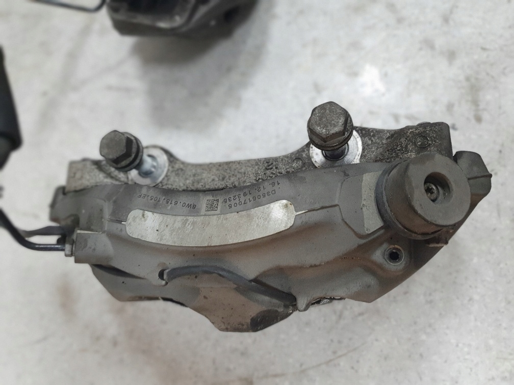 фото №9, Audi a5 s5 8w a4 s4 b9 lift 2020r суппорты перед akebono оригинал