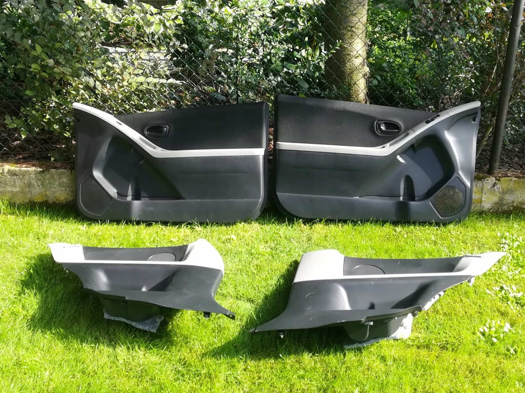 фото №1, Toyota yaris ii 3d lift обивка обшивки