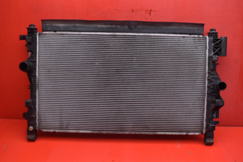 Радиатор воды 13480872 opel zafira c 1.6 cdti 120km 12-16 Недорого